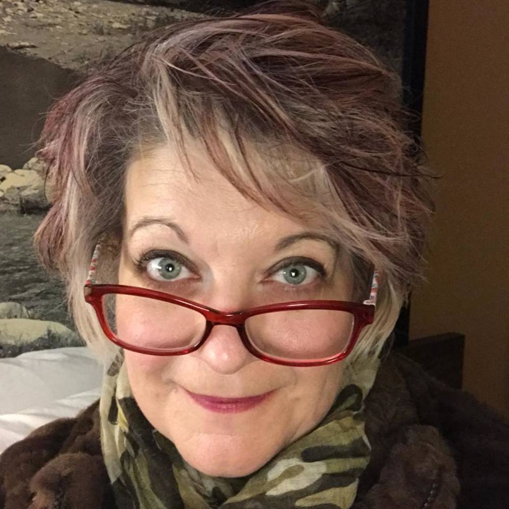 Meet your Posher, Melissa